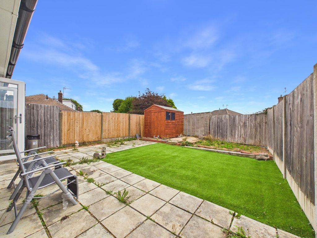 Property photo 3 of 14 Garden