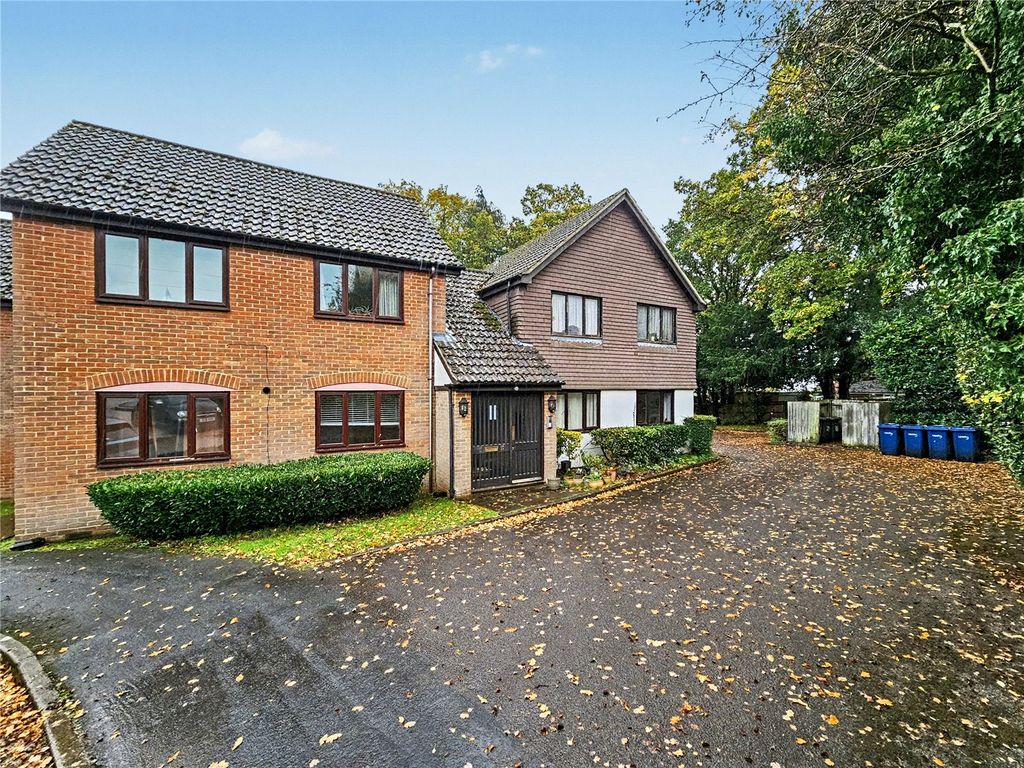 Property photo 1 of 9 Picture No. 08