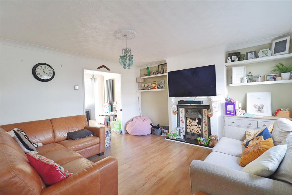 Property photo 2 of 18 Img_4627.Jpg