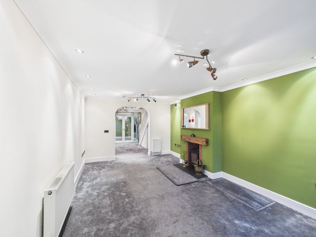 Property photo 2 of 21 4754944