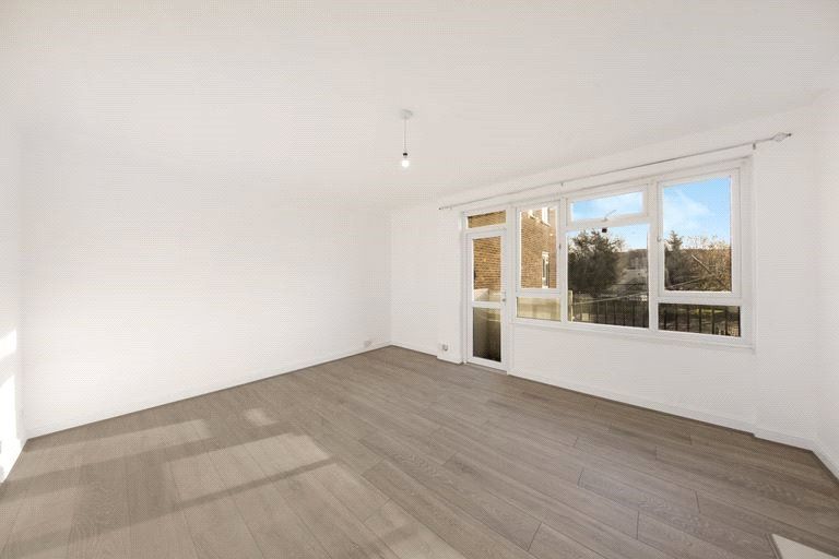 Property photo 3 of 15 Picture No. 02