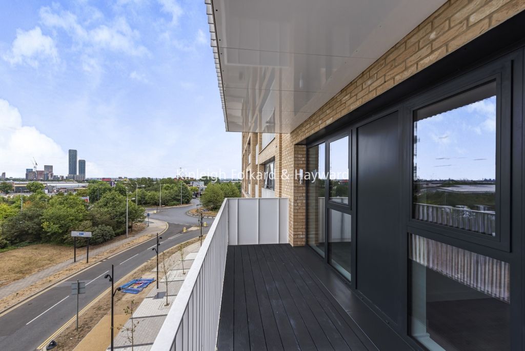 Property photo 3 of 10 c9Dd6A2c-F68A-4583-A