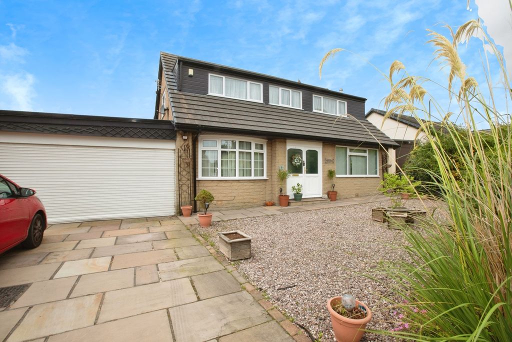 Property photo 1 of 33 Photo