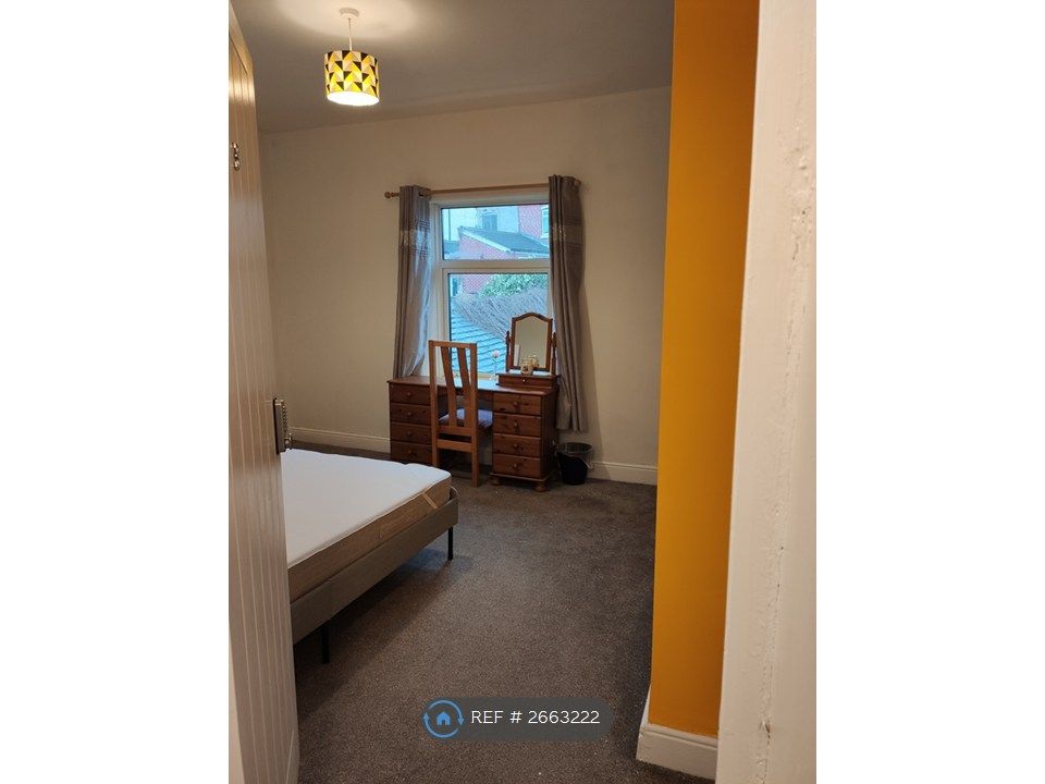 Property photo 3 of 19