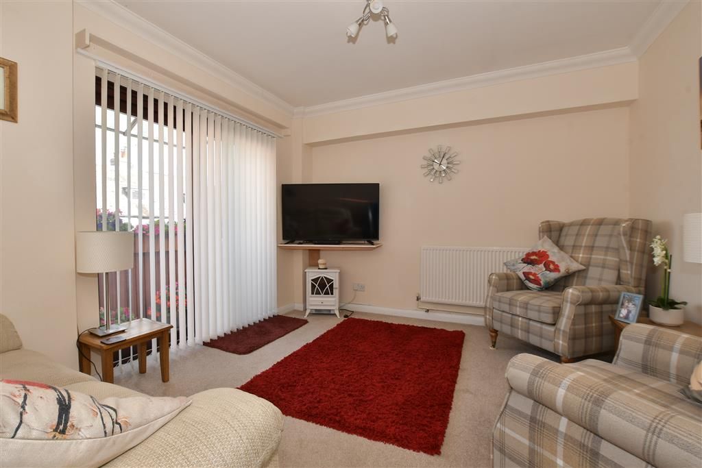 Property photo 2 of 11 Lounge/Dining Room