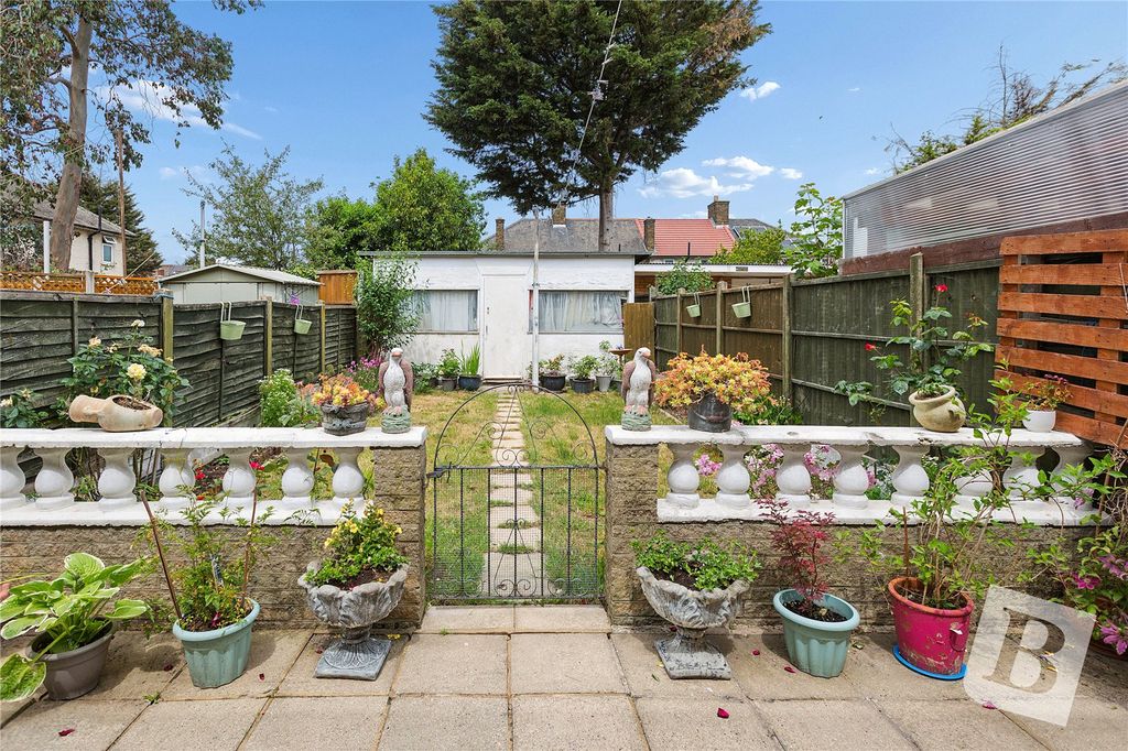 Property photo 3 of 17 Rear Garden