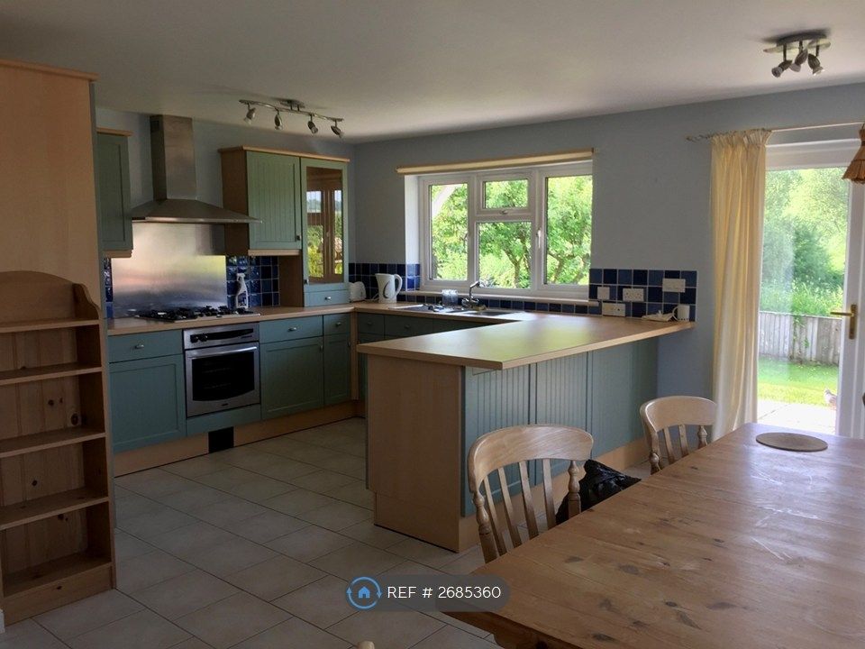 Property photo 3 of 25