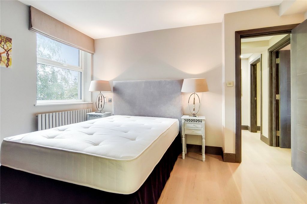 Property photo 3 of 7 Picture No. 05