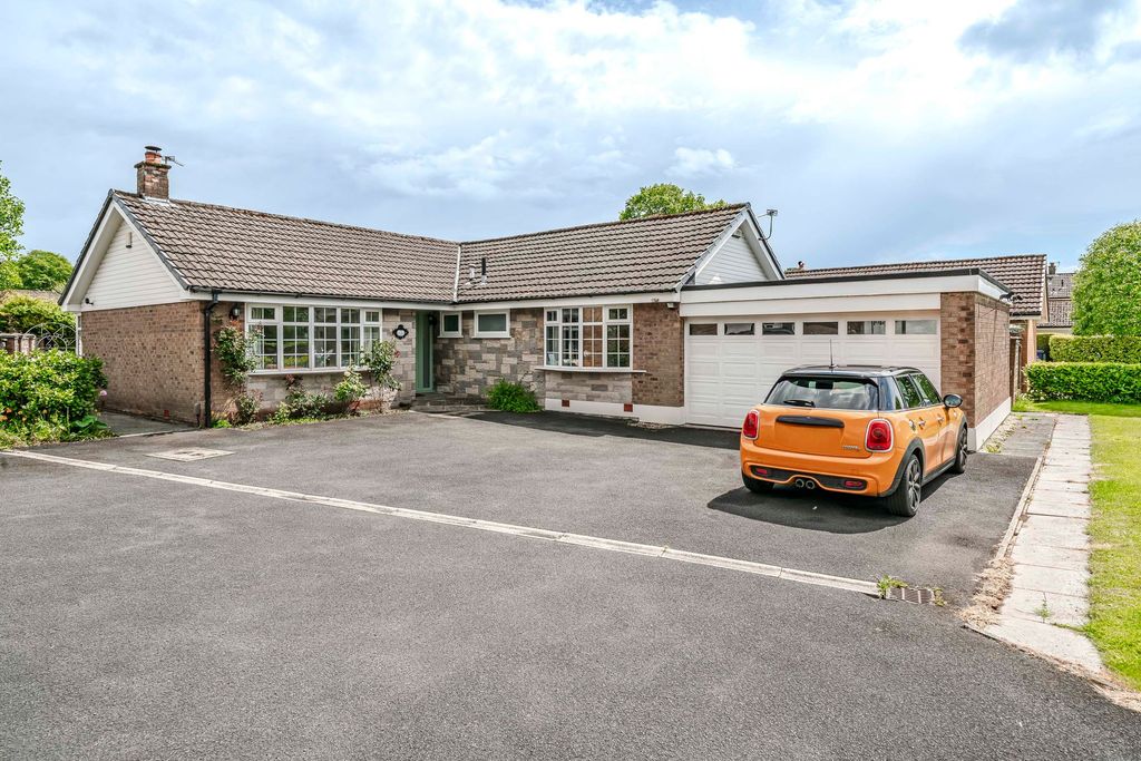 Property photo 2 of 47