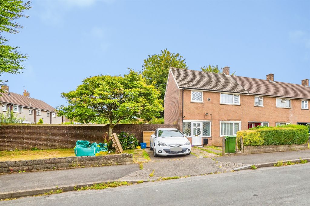 Property photo 1 of 14