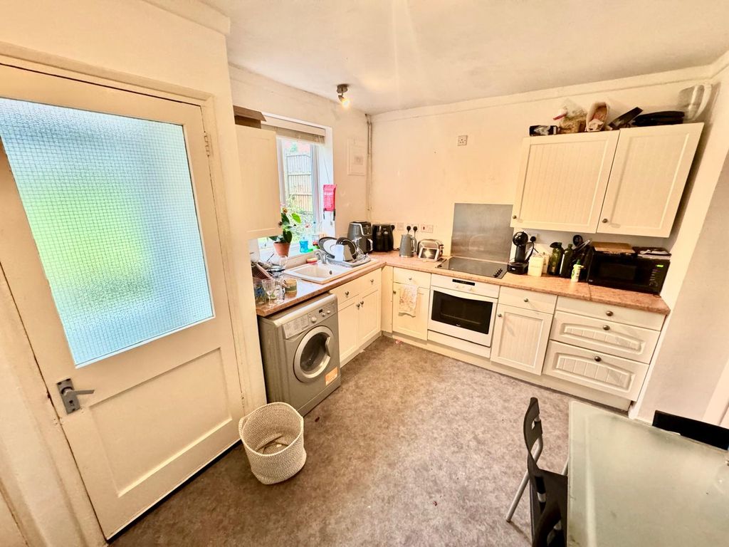 Property photo 1 of 9 Image