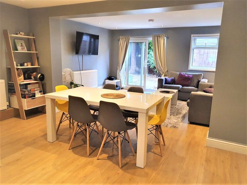 Property photo 1 of 8 Dining Room Picture