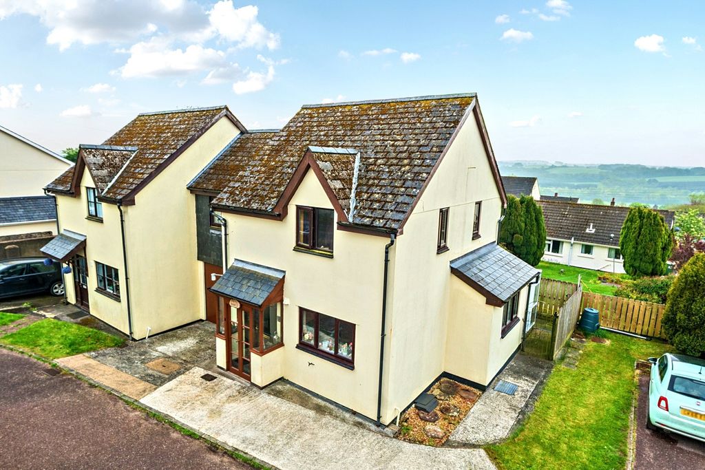 Property photo 1 of 10 1 - Picture No. 01