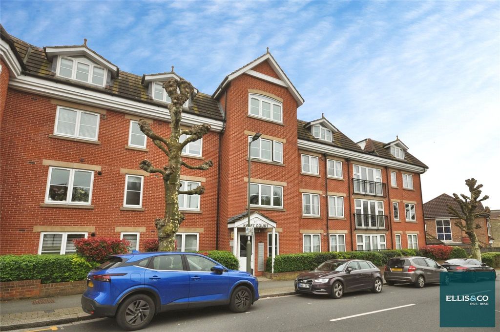 Property photo 1 of 12 Picture No. 25