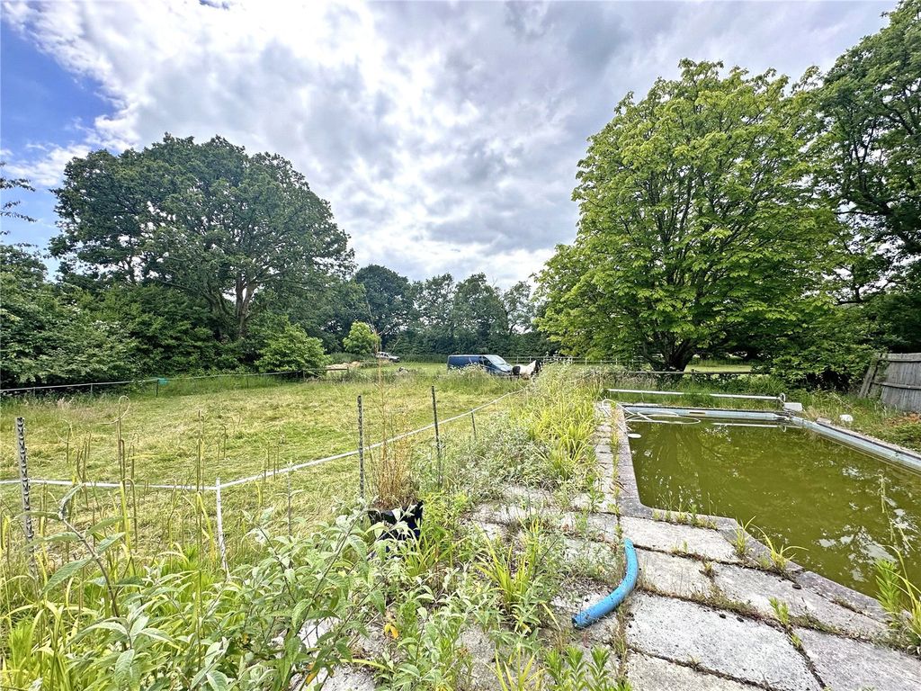 Property photo 3 of 5 Picture No. 10