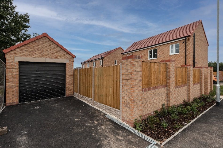 Property photo 2 of 11