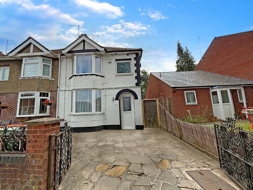 Property photo 1 of 13 4271350