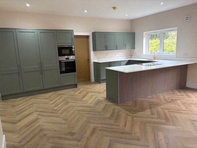 Property photo 3 of 15 Dining Kitchen