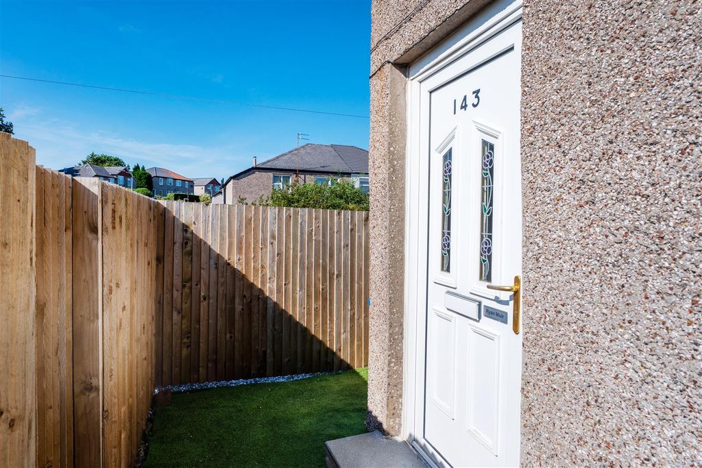 Property photo 3 of 25 Entrance-24.Jpg