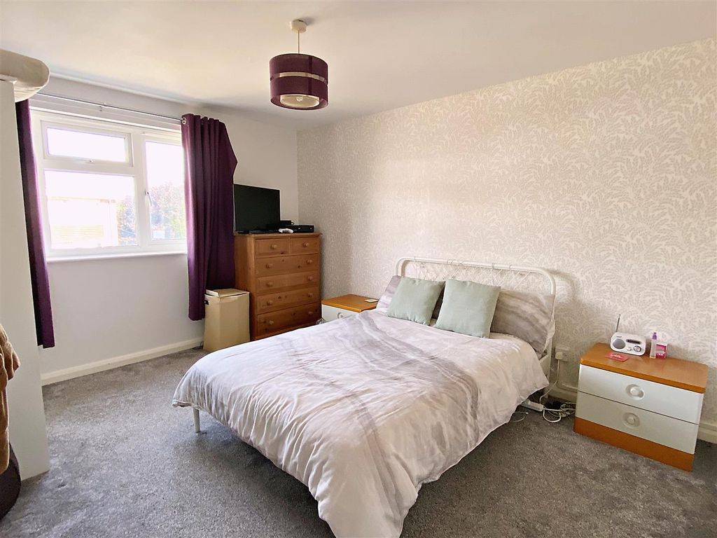Additional image 10 of 2 bed flat for saleAlbion Street, Kenilworth CV8
