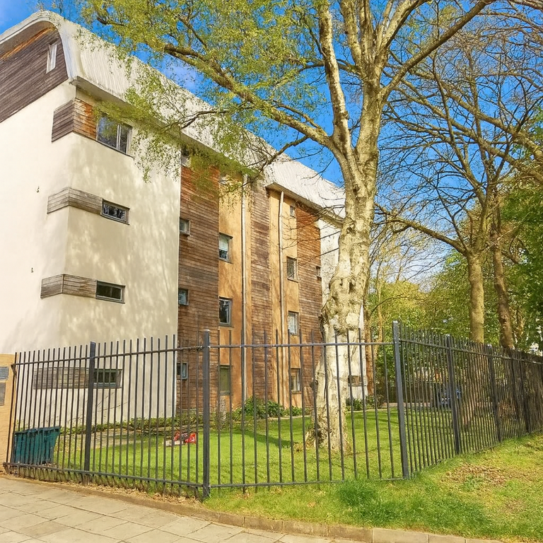 Property photo 1 of 11 Exterior