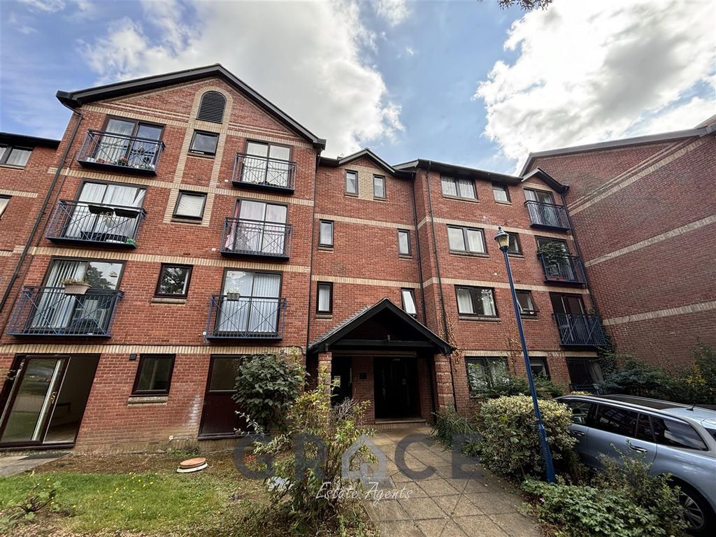 Property photo 1 of 11 cl7Jlr64Cuwjjstiuaqu-W-2.Jpg