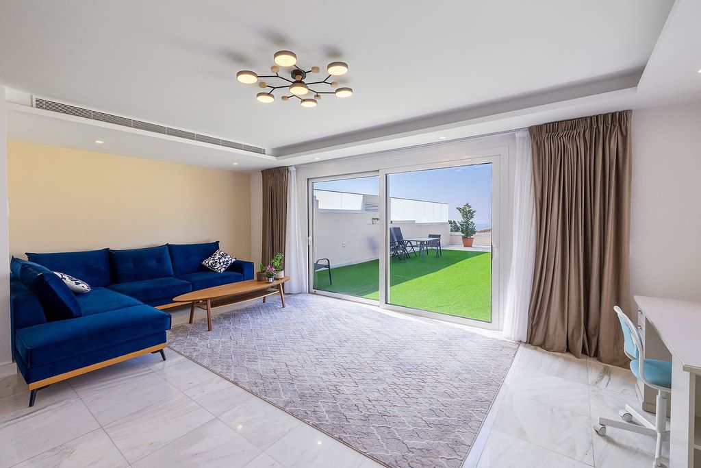 Property photo 3 of 30