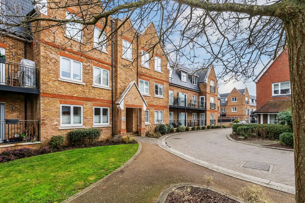 Property photo 1 of 24 Photo 1