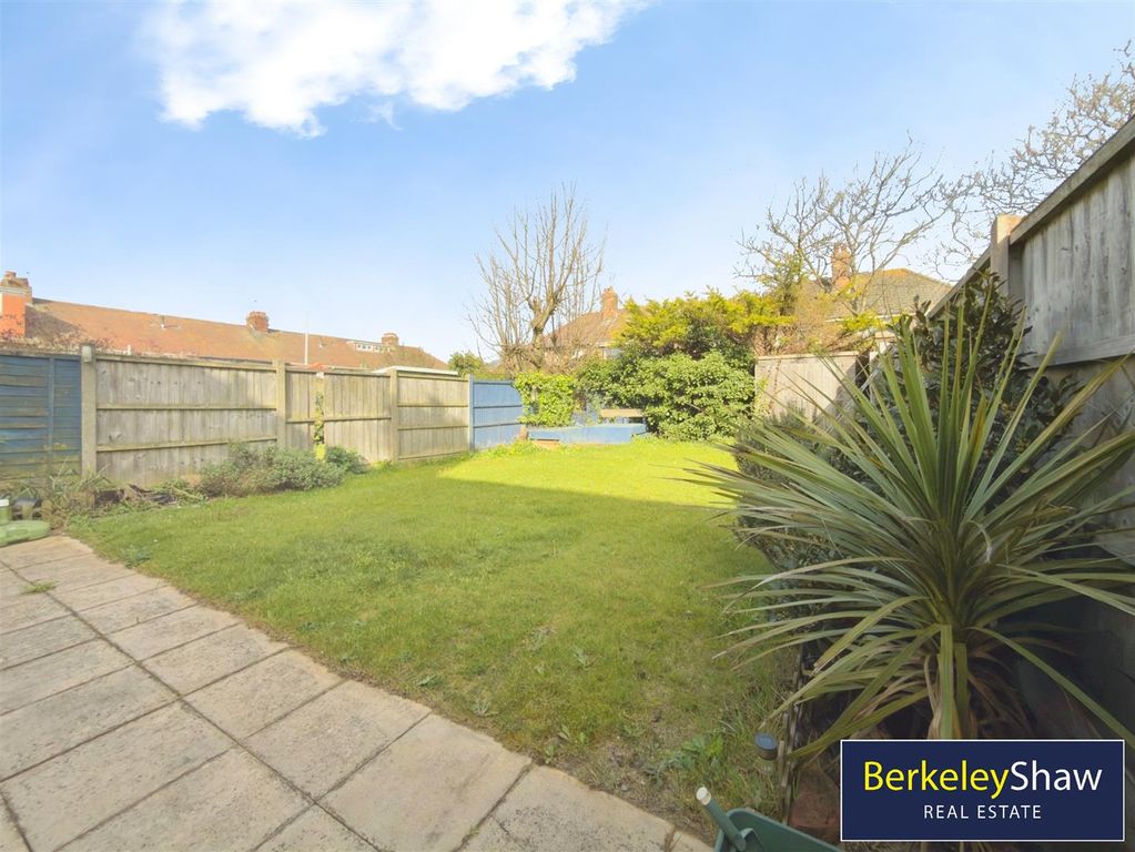 Property photo 3 of 14 3A4A5Edc-A-4855-8B49-3F0A80A8253C-1526-000000232Dd