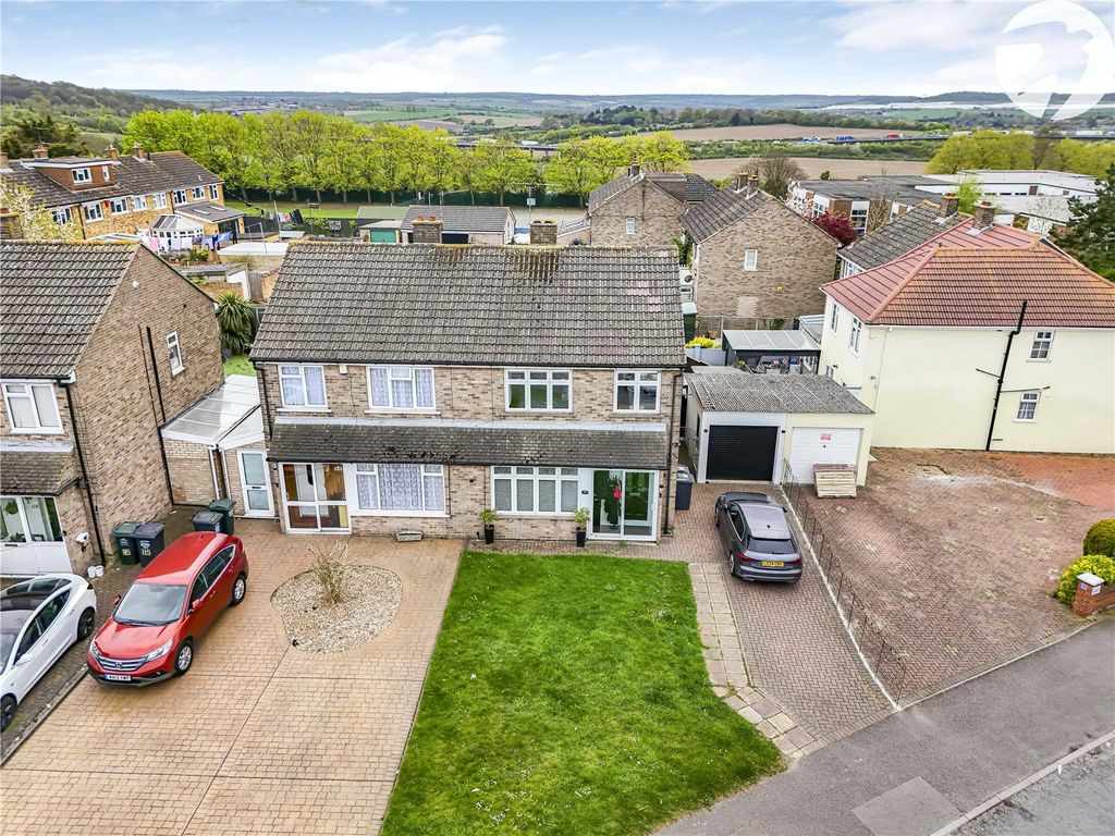 Property photo 2 of 19 Front Aerial