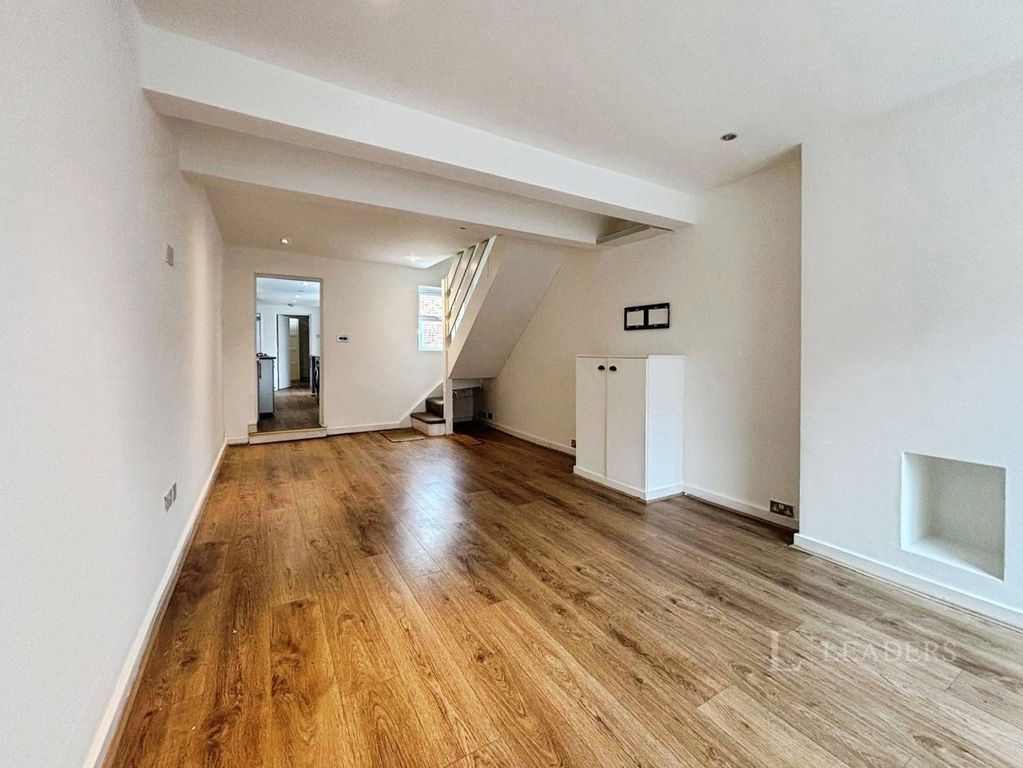 Property photo 2 of 16 Pbox-Img.Jpg