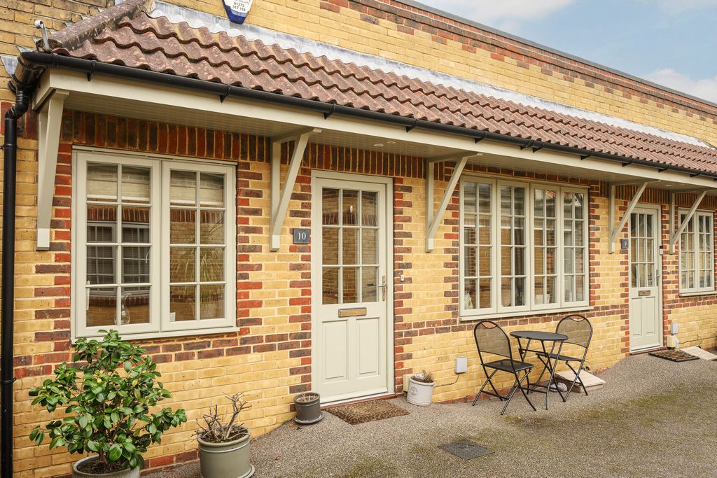 Property photo 1 of 13 Picture No. 12