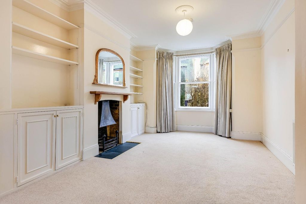 Property photo 2 of 23 Img (4) (1).Jpg