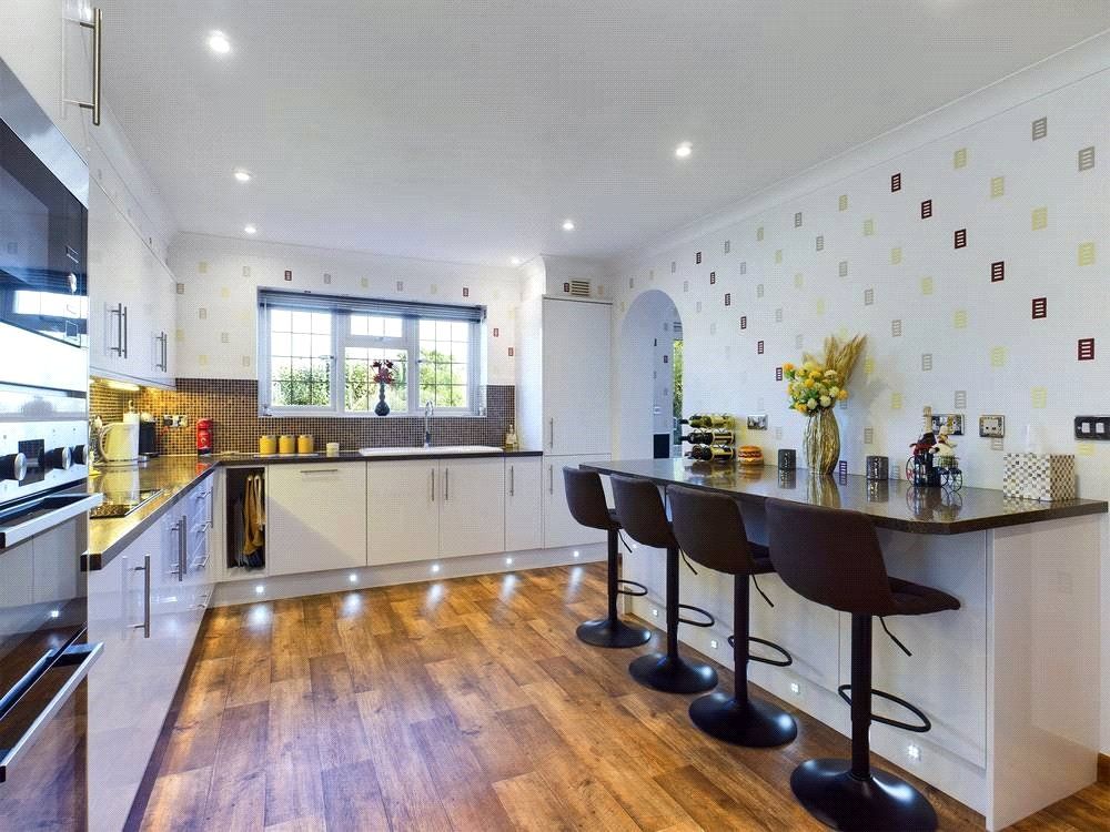 Property photo 2 of 18 Picture No. 08