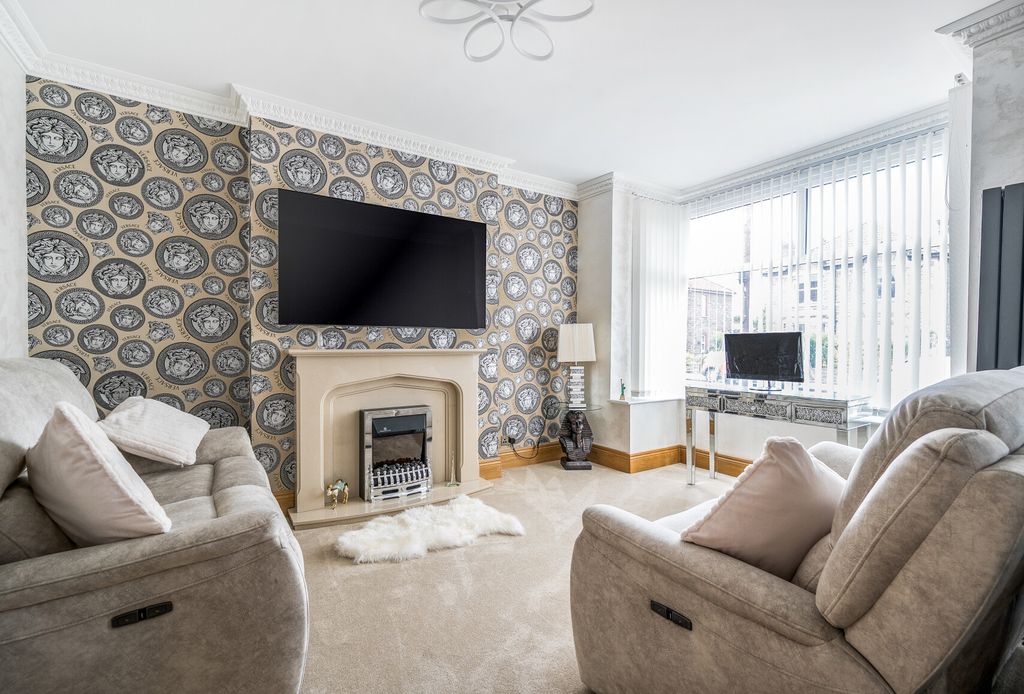 Property photo 1 of 21 1303033-22-68402E...