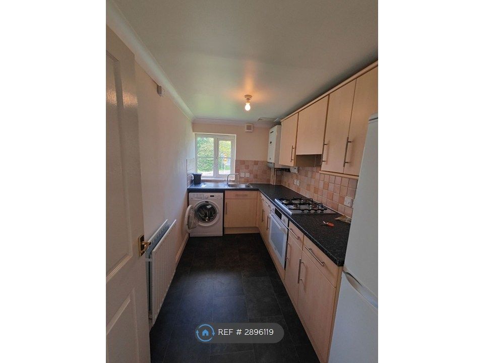Property photo 2 of 6