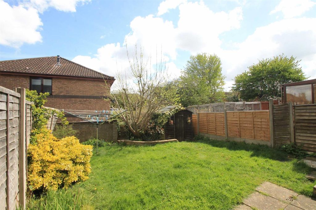 Property photo 3 of 9