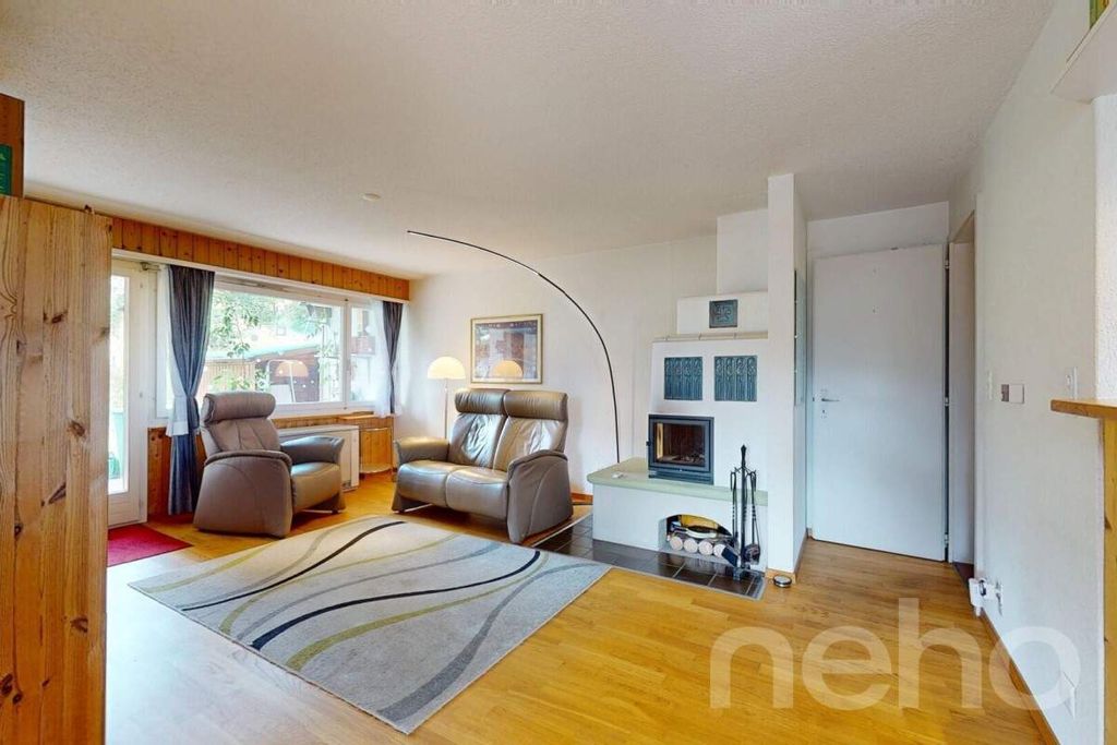 Property photo 2 of 13