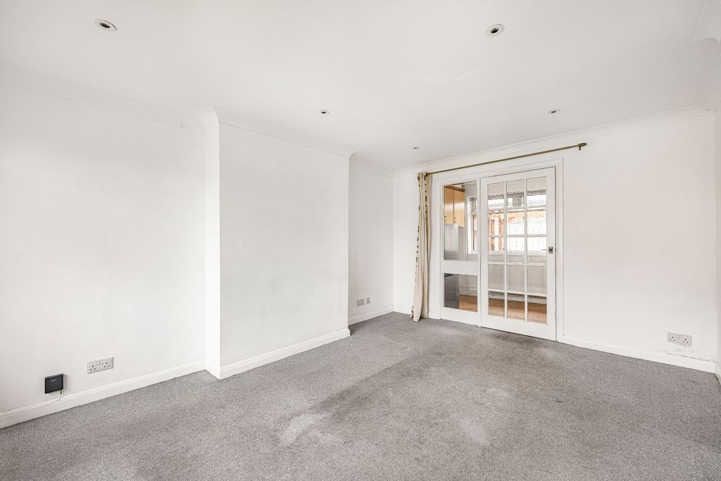 Property photo 2 of 13 Picture No. 20