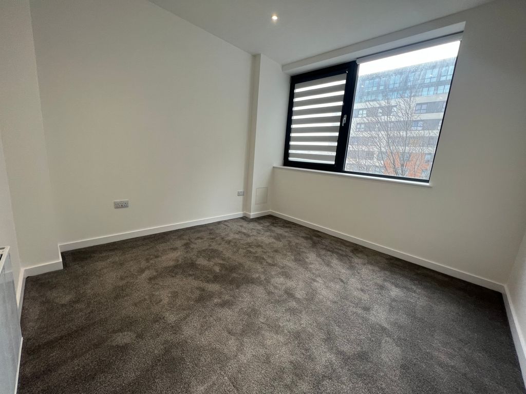 Property photo 3 of 5 Bedroom 1