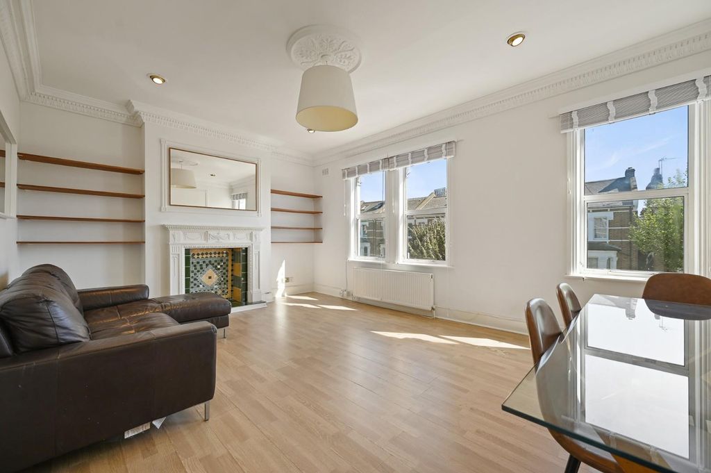 Property photo 1 of 8 Tec - 194C Fernhead Road - 1.Jpg