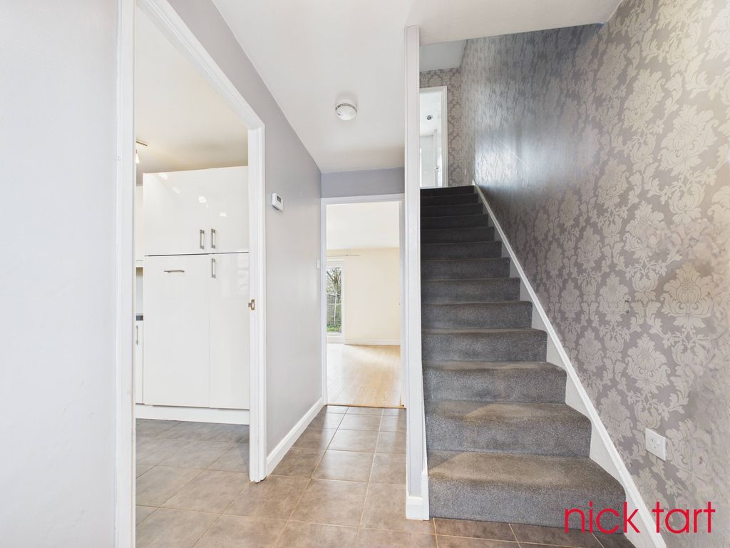 Property photo 2 of 8 Photo 2