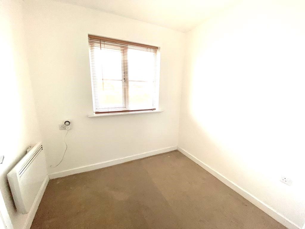 Property photo 3 of 17 Bedroom