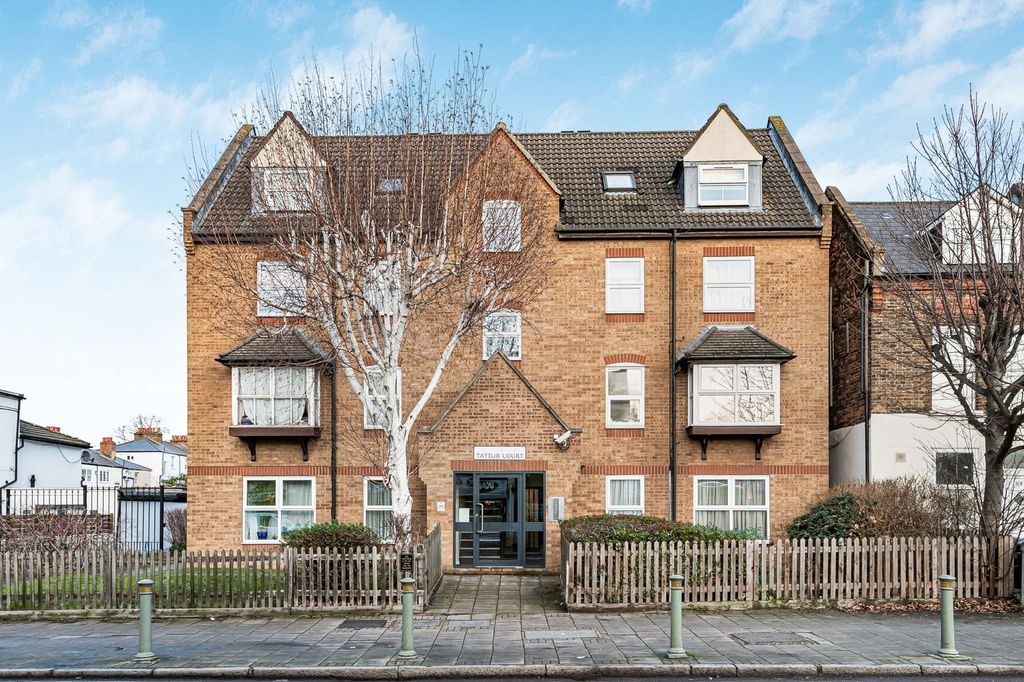 Property photo 1 of 17