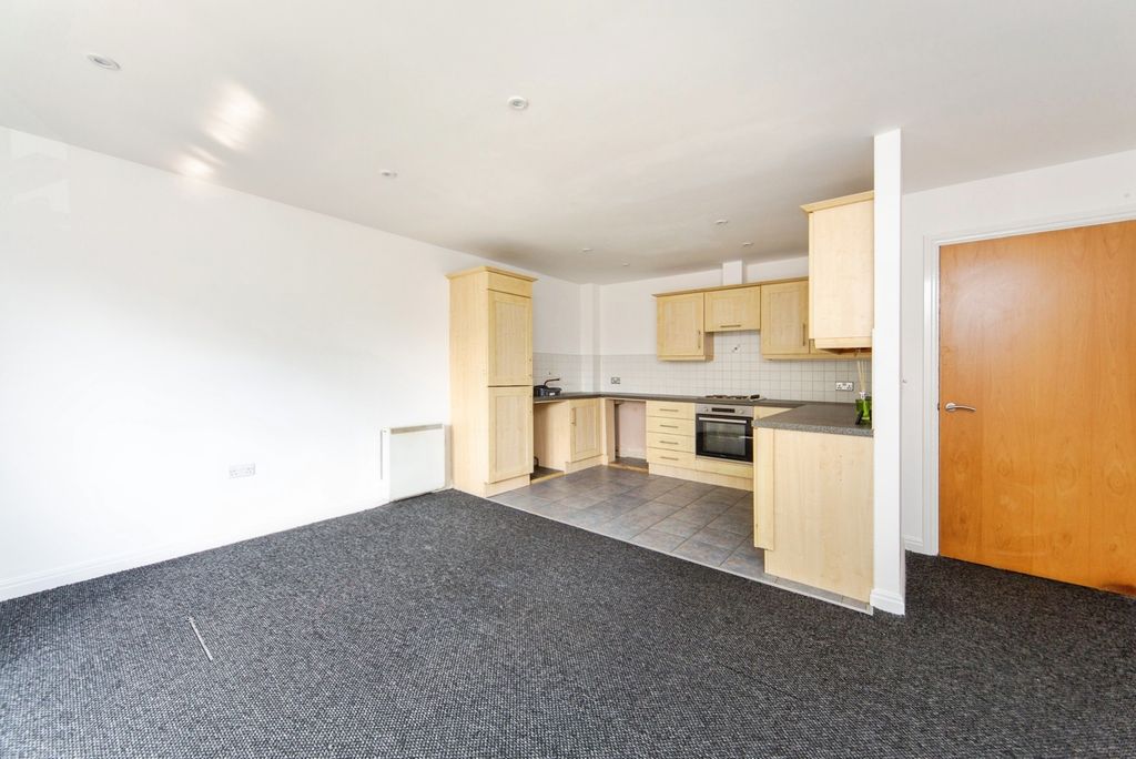 Property photo 2 of 20 Pbox-Img.Jpg