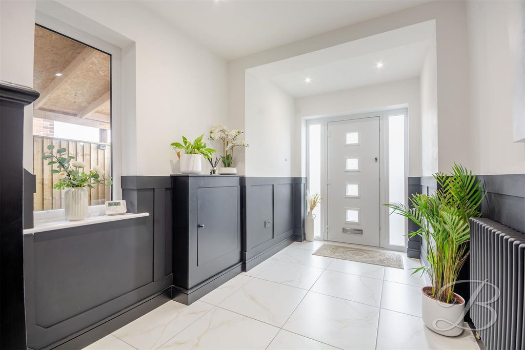 Property photo 2 of 29 Ccltd-25.Jpg