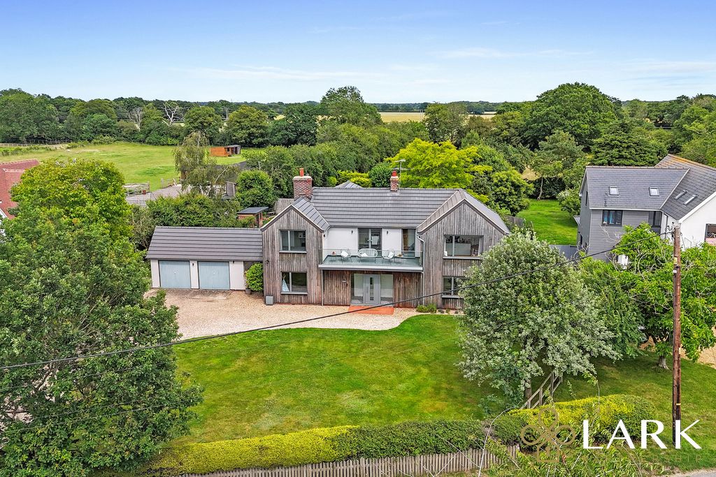 Property photo 1 of 15 Ht-Lark-Wayside-20