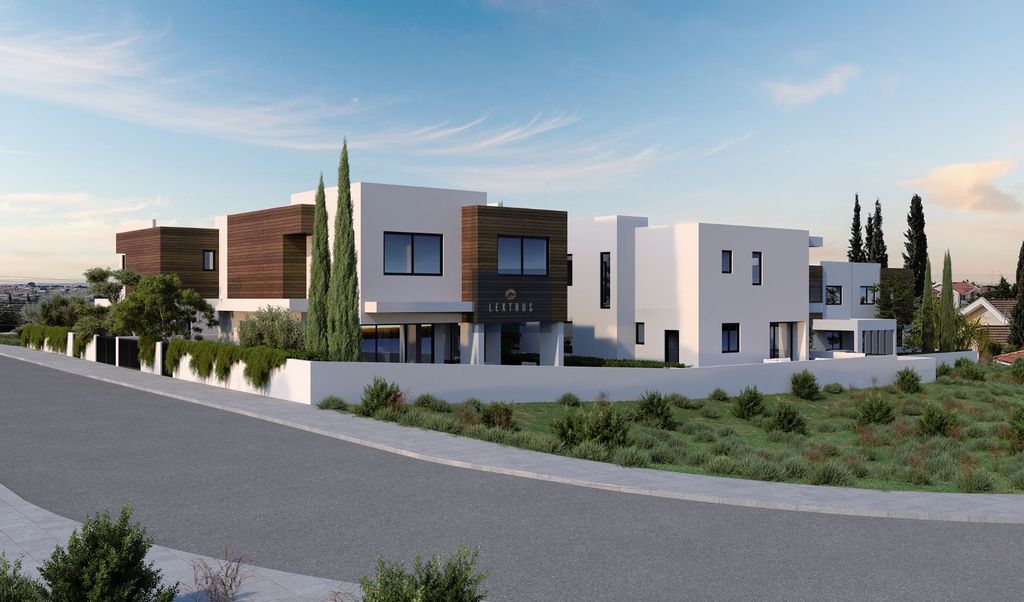 Property photo 1 of 5