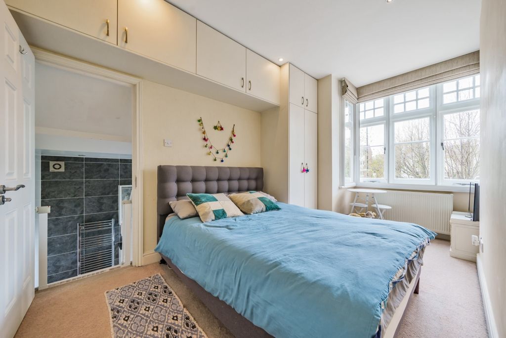 Property photo 3 of 6 977856 (3)