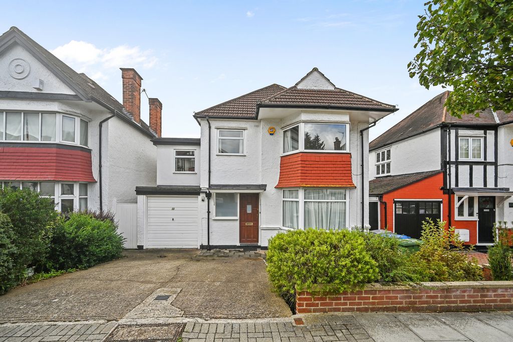 Property photo 1 of 15 Rcca- 35 Grendon Gardens- Exterior 1 (1)